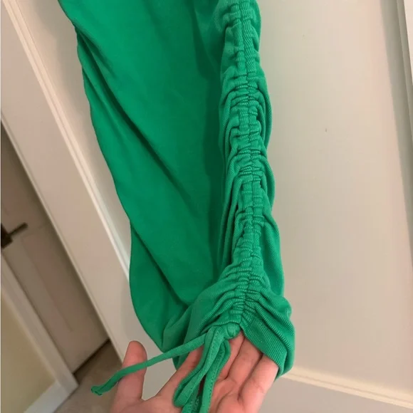 Good American Ruched Dress - Picture 3 of 4